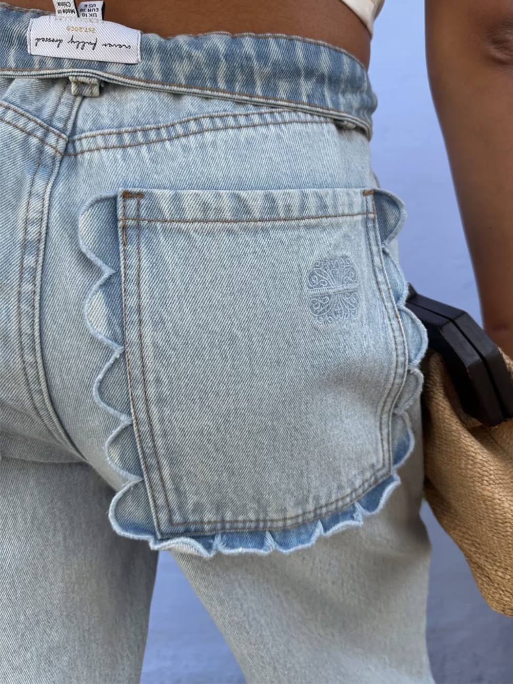Never Fully Dressed Women’s 16 Scallop‎ Straight Leg Jeans Light Wash
